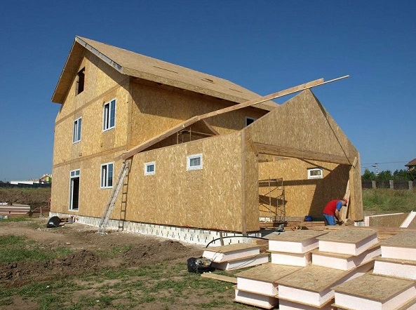 строительство дома из СИП-панелей