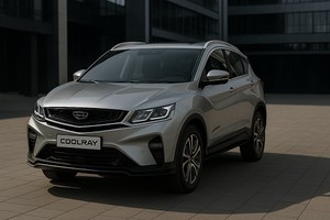 Geely Coolray, припаркованный у современного здания