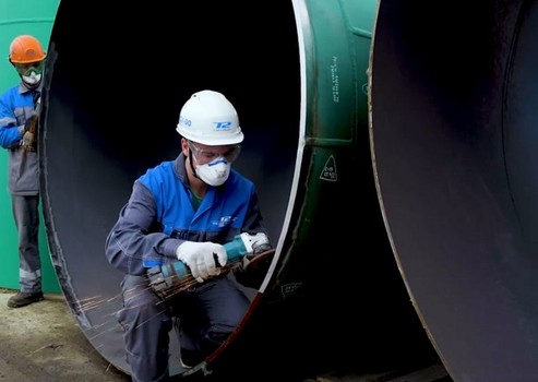 Подготовка поверхности стыка трубопровода перед монтажом