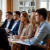 На лекции по психологии сидят несколько специалистов и слушают лектора