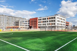 Школа в ЖК Parkolovo. Санкт-Петербург, поселок Парголово, улица Тимура Сиразетдинова, дом 4, строение 1.