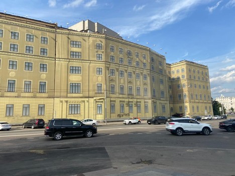 ДОМ.РФ выставил на аукцион старейшее здание Девичьего поля в Москве