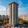 Возведение высотного здания в центре города из железобетона