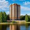 Строительство жилой многоэтажной новостройки на берегу реки в лесопарковой зоне