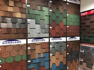 Источник фото "RoofKey.ru - Кровля под ключ". На фото примеры гибкой черепицы NORDLAND от компании TEGOLA