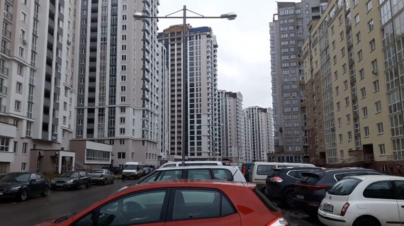 Белорусь - ЖК Маяк Минска, вид на уже построенные здания
