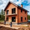 Строительство кирпичного коттеджа на окраине города